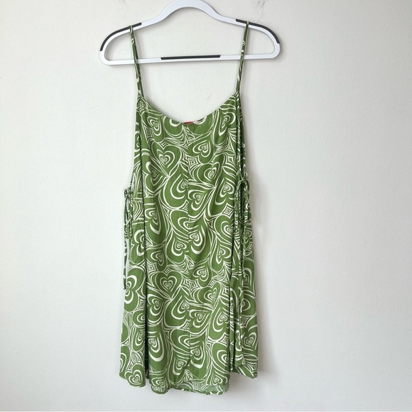 Lisa Says Gah! Green and White Wild Hearts Pattern Yolande Mini Dress - Picture 4 of 8